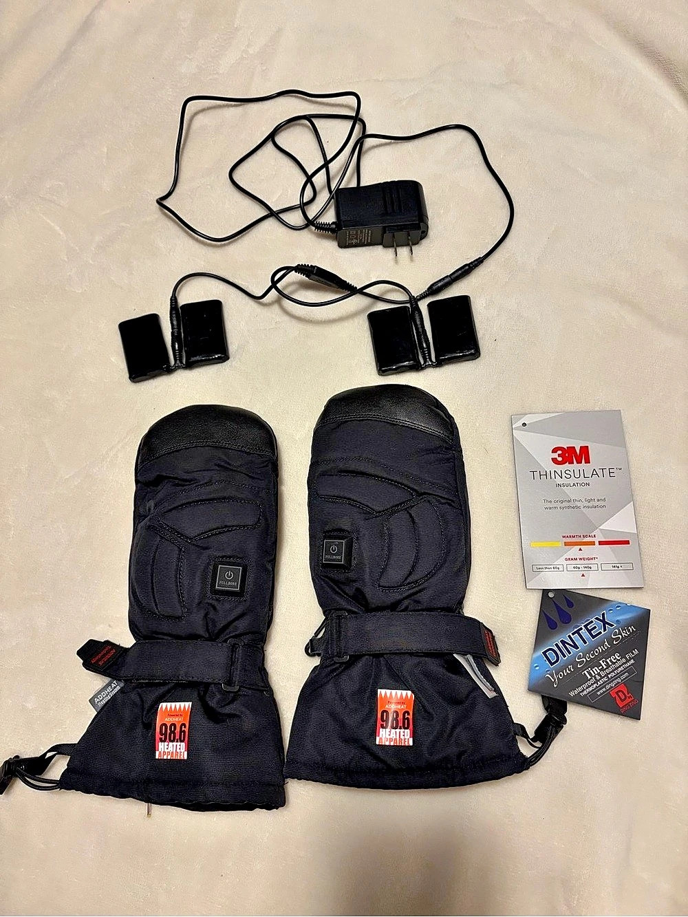 Epic 2.0 Heated Mittens Black Small Like New